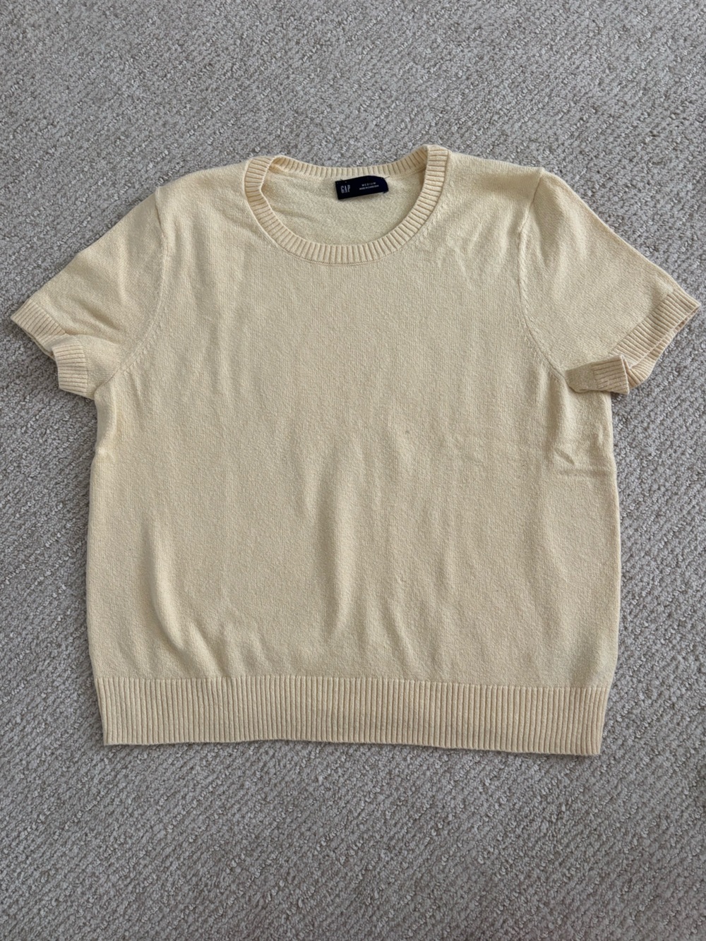 Gap Knit Tshirt
